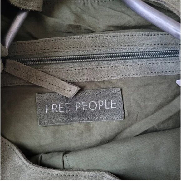 Free People NWT Bobbi Slouch Suede Leather Tote Bag Khaki Color - Picture 4 of 5